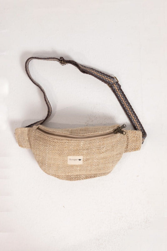 Sac Banane Jannu’u (5 couleurs) - 100% Chanvre sauvage de l’Himalaya fait main au Népal