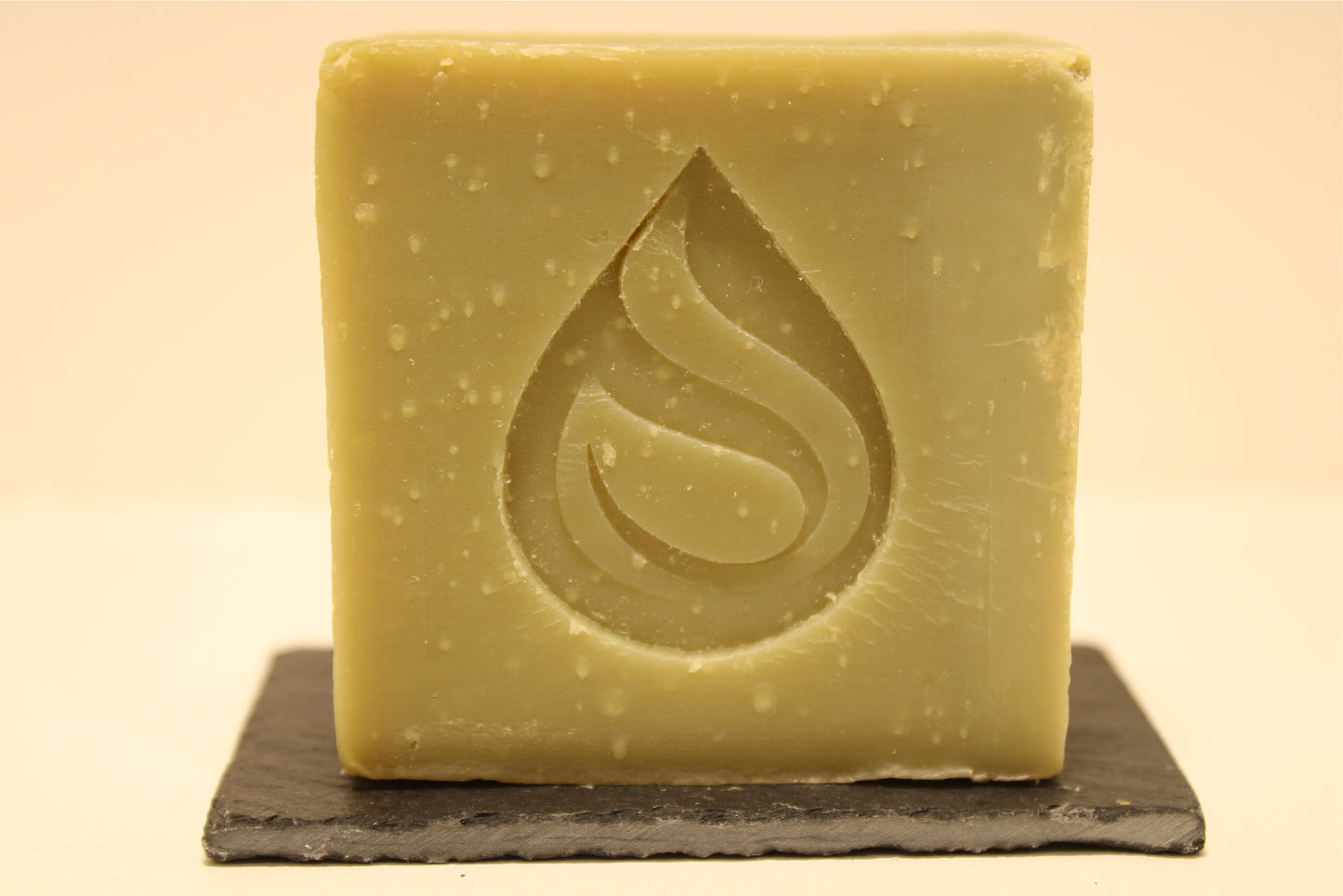 Savon Surgras Chanvre, Argile verte et Menthe - au Chanvre organique made in la France